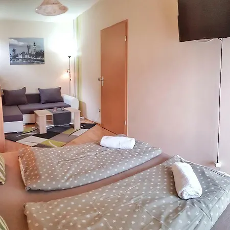 Megyer Apartman ヘーヴィーズ